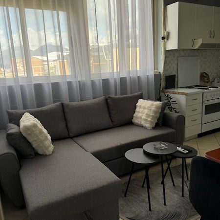 Mirela'S Apartment City Center Tiran Dış mekan fotoğraf