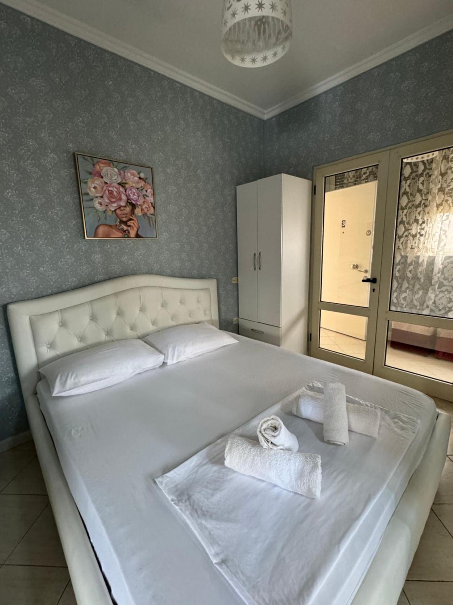 Mirela'S Apartment City Center Tiran Dış mekan fotoğraf