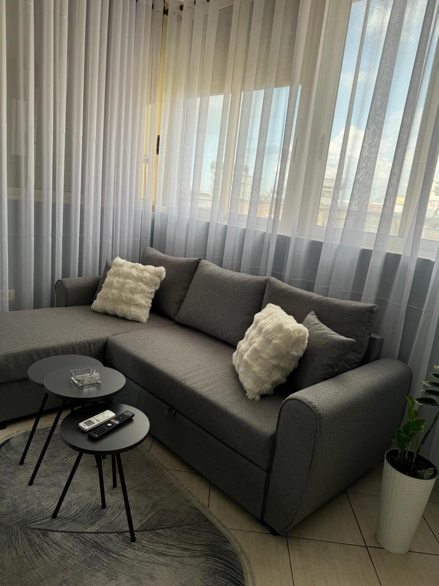 Mirela'S Apartment City Center Tiran Dış mekan fotoğraf